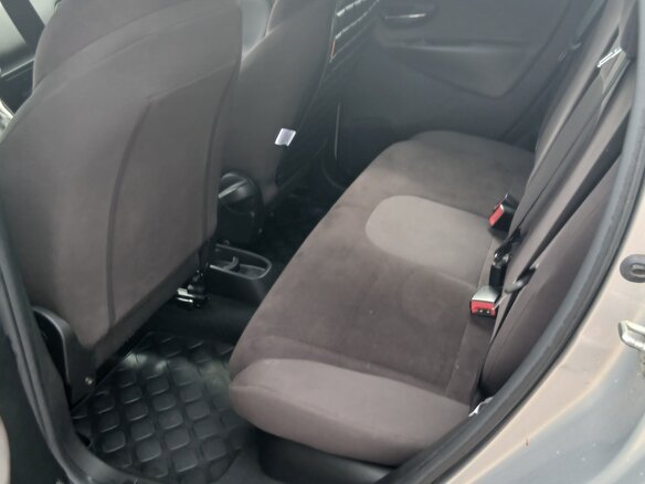 2012 Lancia Ypsilon III (Type 846), бежевый, 900000 рублей - вид 11