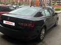 2018 Skoda Superb III, коричневый, 1890000 рублей - вид 3