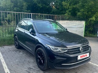 2021 Volkswagen Tiguan II Рестайлинг, чёрный, 3100000 рублей, вид 1
