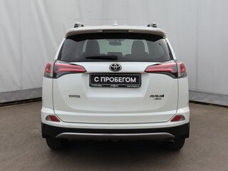 2017 Toyota RAV4 IV (XA40) Рестайлинг, белый, 2350000 рублей, вид 5
