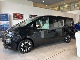 2025 Hyundai Staria I, чёрный, 10060000 рублей, вид 2