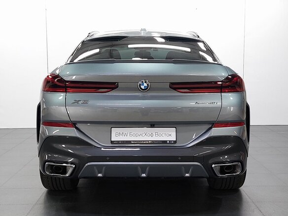 2026 BMW X6 40i III (G06) Рестайлинг, серый, 15600000 рублей - вид 3