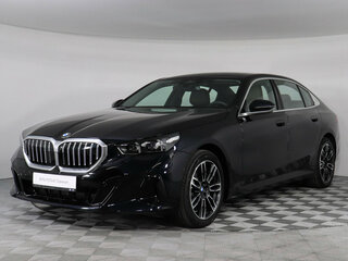 2025 BMW 5 серии Long 530Li xDrive VIII (G60/G61/G68), синий, 8200000 рублей, вид 2