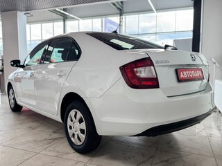 2019 Skoda Rapid I Рестайлинг, белый, 1369000 рублей, вид 4