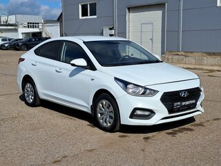 2019 Hyundai Solaris II, белый, 1145000 рублей, вид 3