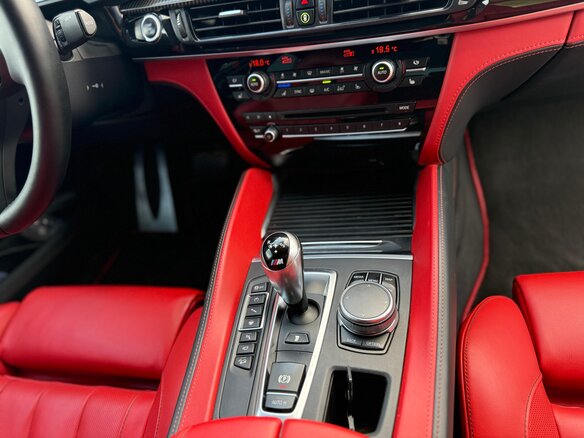 2017 BMW X6 M II (F86), чёрный, 4700000 рублей - вид 23