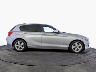 2018 BMW 1 серии 118i II (F20/F21) Рестайлинг 2, серебристый, 1595000 рублей, вид 4