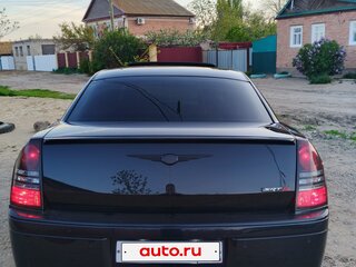 2006 Chrysler 300C SRT8 I, чёрный, 2000000 рублей, вид 5