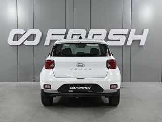 2021 Hyundai Venue I, белый, 1749000 рублей, вид 4