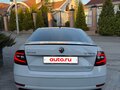 2017 Skoda Octavia III (A7) Рестайлинг, белый, 2600000 рублей - вид 3