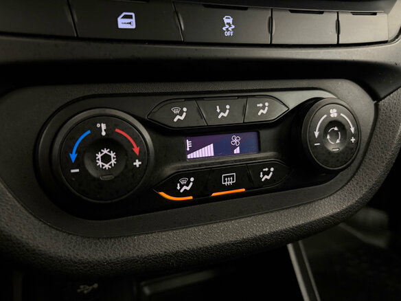 2020 Lada (ВАЗ) Vesta SW I, красный, 1090000 рублей - вид 13
