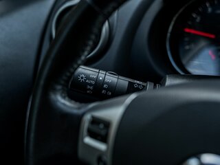 2012 Nissan Qashqai I Рестайлинг, серебристый, 900000 рублей, вид 5