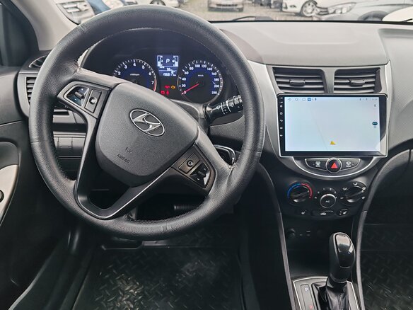 2015 Hyundai Solaris I Рестайлинг, белый - вид 8
