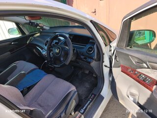 2005 Honda Odyssey III, белый, 350000 рублей, вид 4