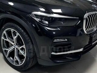 2020 BMW X5 25d IV (G05/G18), чёрный, 6400000 рублей, вид 1