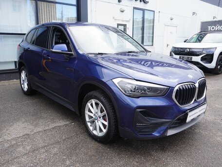 2020 BMW X1 18i sDrive II (F48) Рестайлинг, синий, 2198000 рублей, вид 3