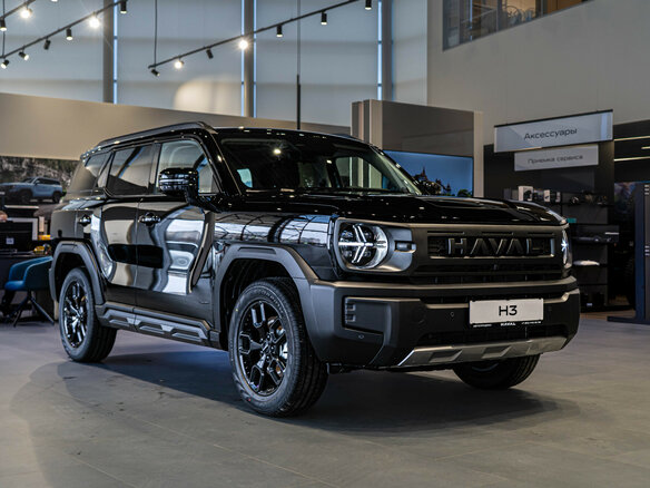 2026 Haval H3 I Рестайлинг, чёрный - вид 2