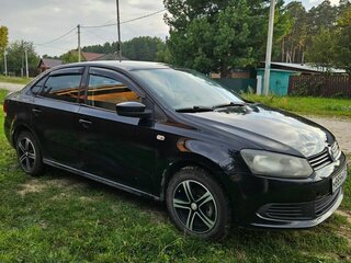 2013 Volkswagen Polo V, чёрный, 440000 рублей, вид 3