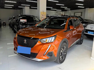 2022 Peugeot 2008 II, оранжевый, 1330077 рублей, вид 1