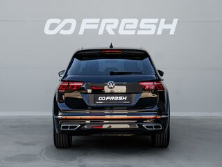 2021 Volkswagen Tiguan II Рестайлинг, чёрный, 3650000 рублей, вид 4