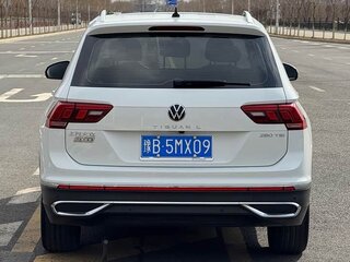 2023 Volkswagen Tiguan II Рестайлинг, белый, 2410000 рублей, вид 4
