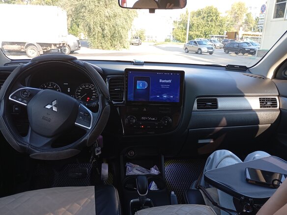 2014 Mitsubishi Outlander III, серебристый, 1499000 рублей - вид 14