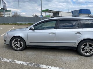 2009 Volkswagen Passat B6, серебристый, 620000 рублей, вид 4