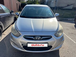 2011 Hyundai Solaris I, серебристый, 480000 рублей, вид 1