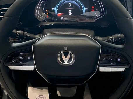 2026 Changan CS75 Pro, серый, 3055000 рублей, вид 2