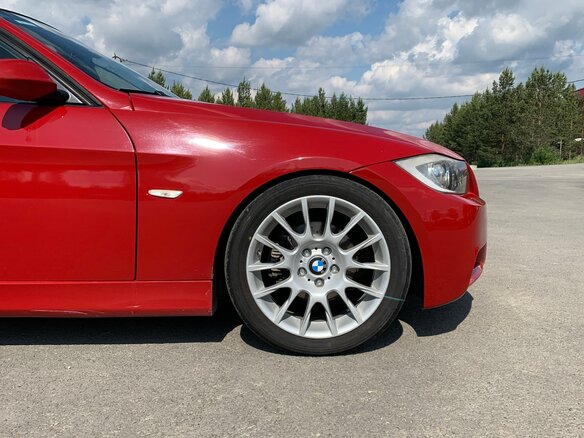 2007 BMW 3 серии 325i V (E90/E91/E92/E93), красный, 950000 рублей - вид 13