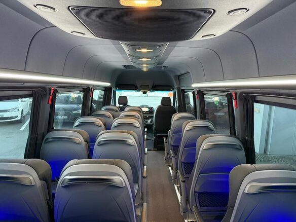 2026 Mercedes-Benz Sprinter, белый - вид 36