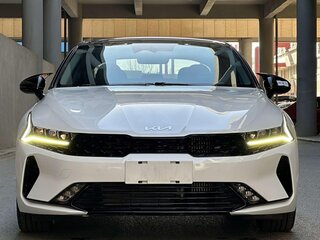 2024 Kia K5 III, белый, 2950000 рублей, вид 3
