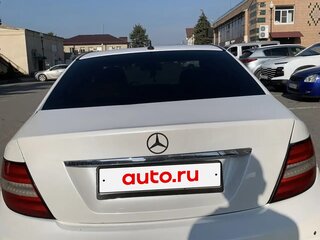 2011 Mercedes-Benz C-Класс 180 BlueEFFICIENCY III (W204) Рестайлинг, белый, 1300000 рублей, вид 2