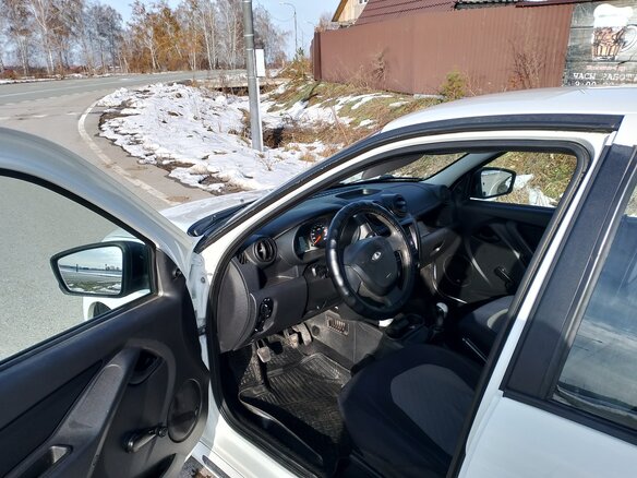 2017 Lada (ВАЗ) Granta I, белый, 360000 рублей - вид 13