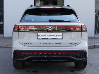 2026 Volkswagen Tiguan L Pro III (China Market), белый, 4800000 рублей, вид 5