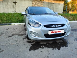 2012 Hyundai Solaris I, серебристый, 645000 рублей, вид 1