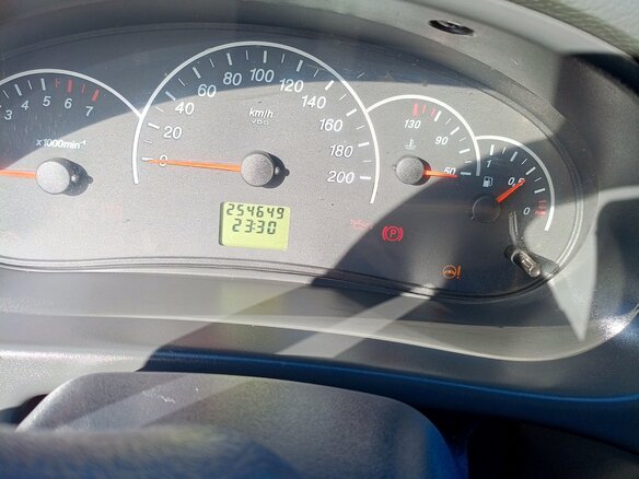 2011 Lada (ВАЗ) Priora I, чёрный, 380000 рублей - вид 6