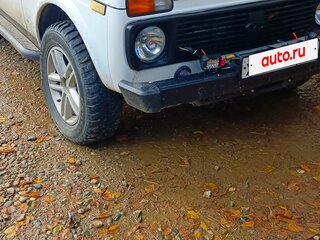 2005 Lada (ВАЗ) 2121 (4x4) I Рестайлинг, белый, 390000 рублей, вид 3