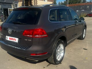 2011 Volkswagen Touareg II, серый, 1670000 рублей, вид 5