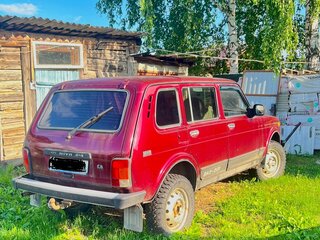 2005 Lada (ВАЗ) 2131 (4x4) I, красный, 300000 рублей, вид 4