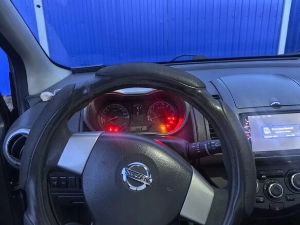 2006 Nissan Note I, серый, 330000 рублей - вид 5