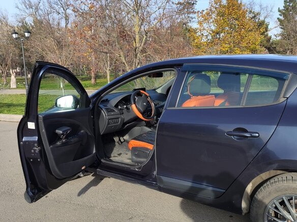 2013 Renault Megane III Рестайлинг, синий, 1100000 рублей - вид 10