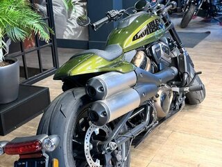 2022 Harley-Davidson Sportster S, зелёный, 1650000 рублей, вид 3