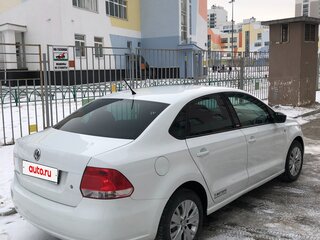 2014 Volkswagen Polo V, белый, 670000 рублей, вид 3