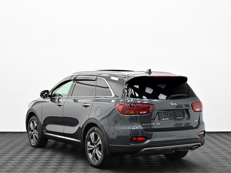 2018 Kia Sorento III Prime Рестайлинг, серый, 2475000 рублей, вид 2