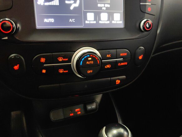 2018 Kia Soul II Рестайлинг, красный - вид 14