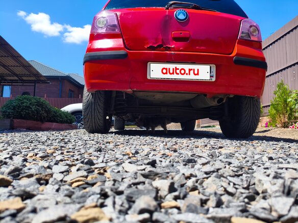 2012 Geely MK Cross I, красный, 200000 рублей - вид 5
