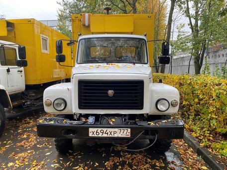 2017 ГАЗ 3308, белый, 1813000 рублей, вид 1