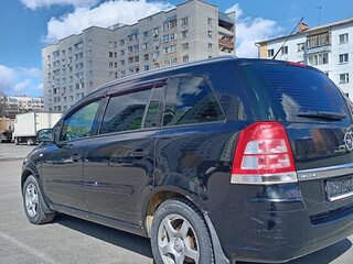 2012 Opel Zafira B Рестайлинг, чёрный, 630000 рублей, вид 5