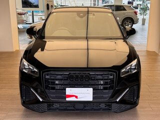 2022 Audi Q2 35 TFSI I Рестайлинг, чёрный, 1663203 рублей, вид 3